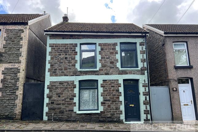 Brithweunydd Road, Tonypandy, Rhindda... 3 bed detached house for sale