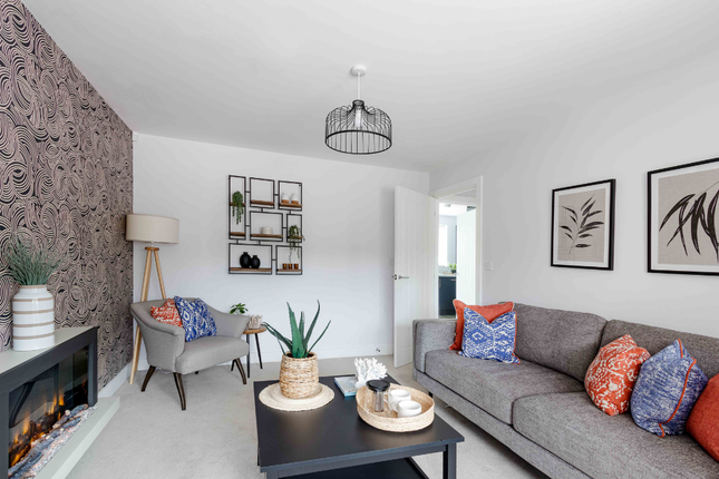 3 bed semi-detached house