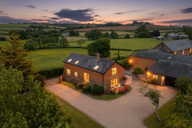 Knowle, Crediton, EX17 4 bed barn conversion for sale