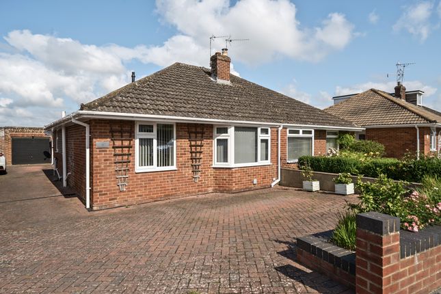 Folly Drive, Highworth, Swindon, SN6 2 bed semi