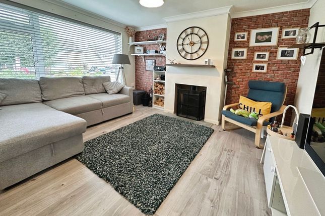 Wicklow Avenue, Melton Mowbray LE13 3 bed semi