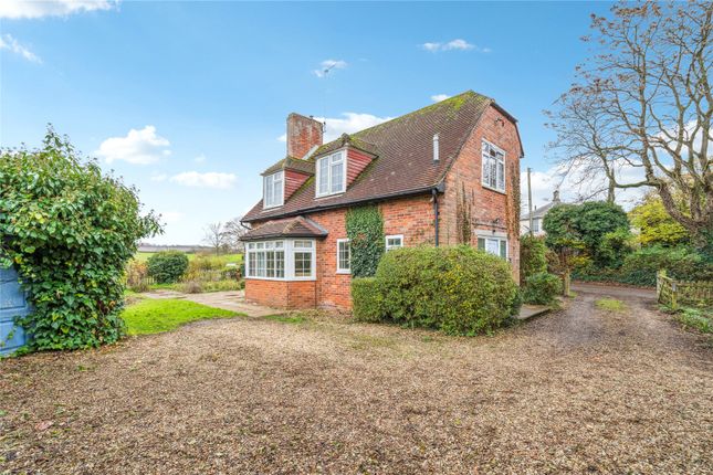 Britwell Salome, Watlington... 4 bed detached house for sale