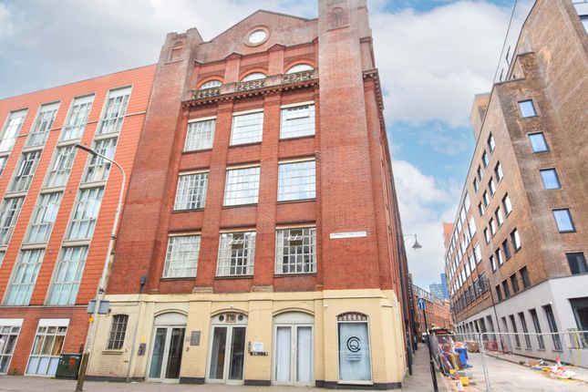 3 bed flat