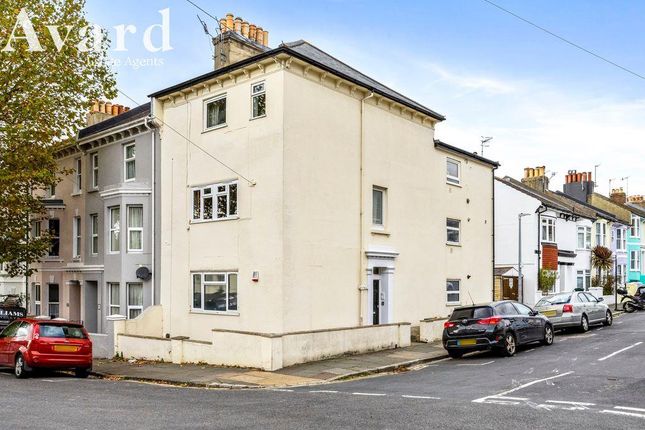 Clyde Road, Brighton BN1 2 bed flat for sale