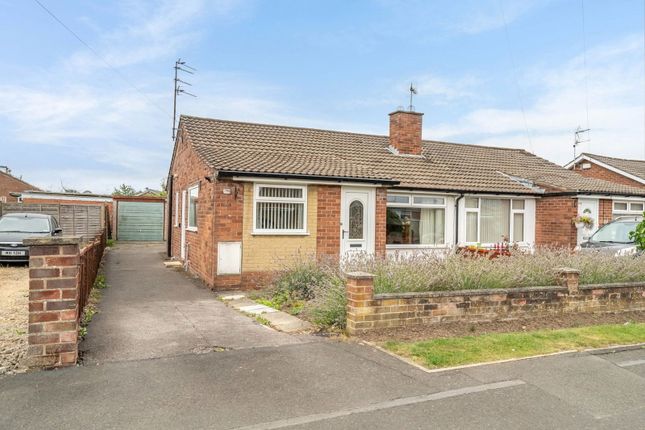 2 bedroom semi-detached bungalow for sale