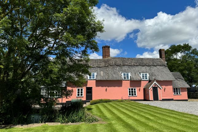 Thwaite, Eye 4 bed detached house for sale