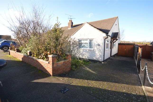 The Furrows, Luton, Bedfordshire, LU3 2 bed bungalow for sale