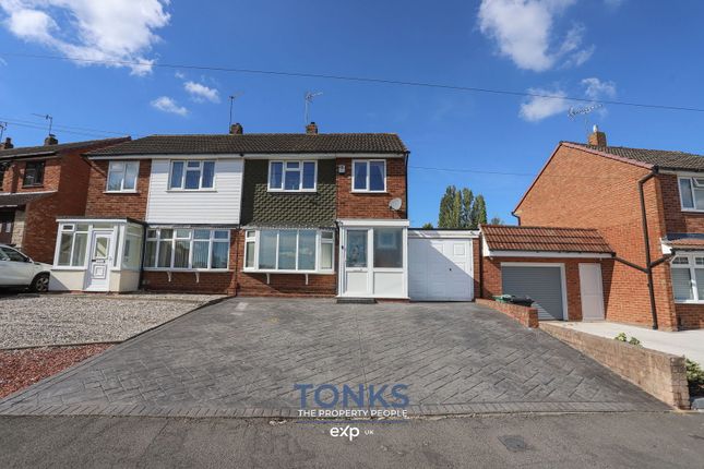 Granville Drive, Kingswinford DY6 3 bed semi
