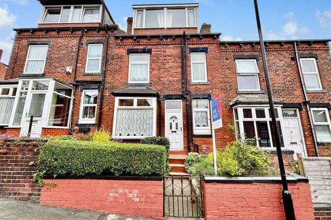 Station Mount, Leeds 3 bed terraced house for sale