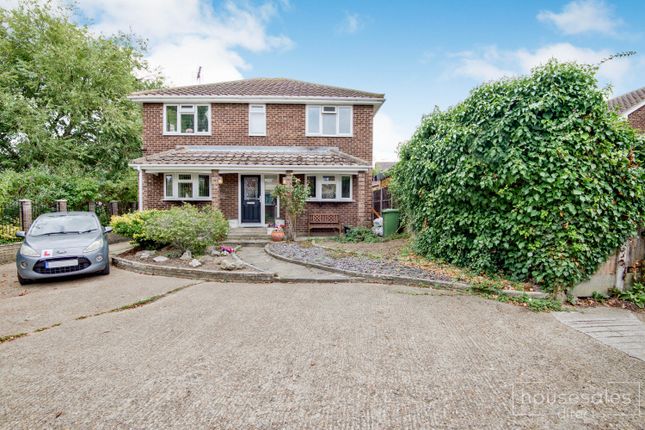 4 bed detached house