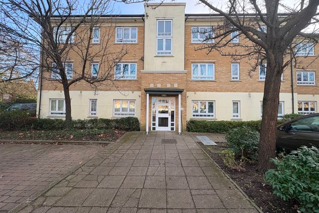 Flat, Topaz Court, Feltham 1 bed flat for sale