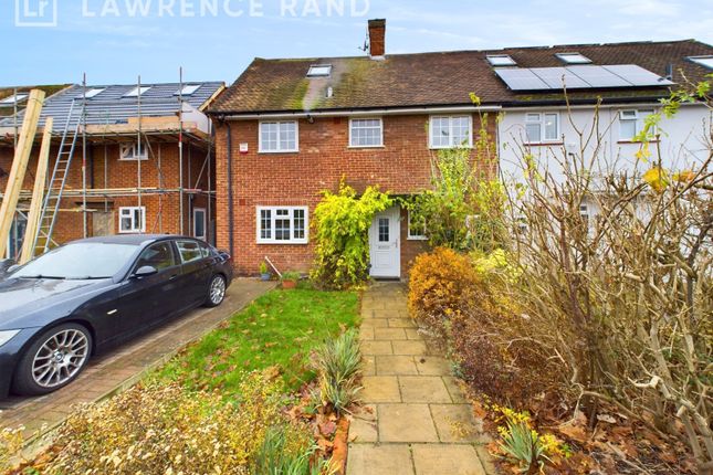 Wingfield Way, Ruislip, Middlesex, HA4 5 bed semi