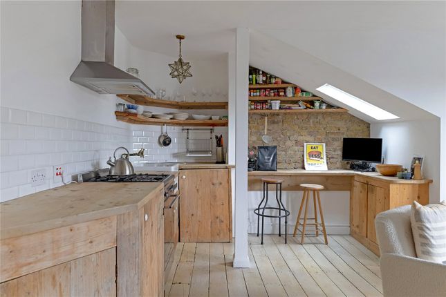 Amhurst Road, London, E8 1 bed apartment for sale
