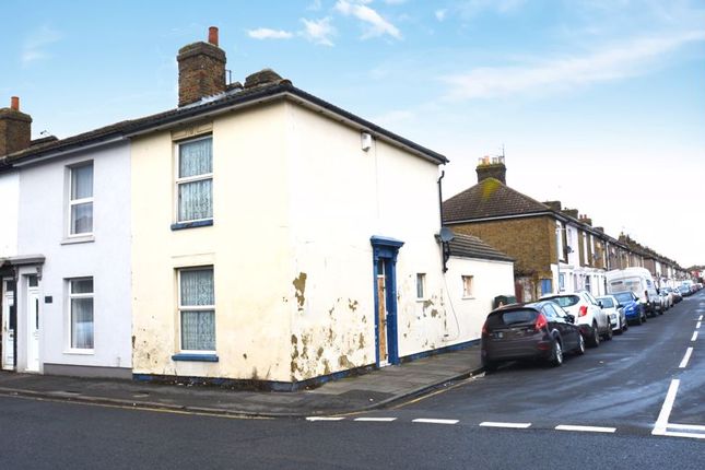 Berridge Road, Sheerness 2 bed terraced house for sale