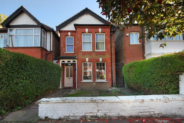 Regina Road, W13 2 bed flat for sale