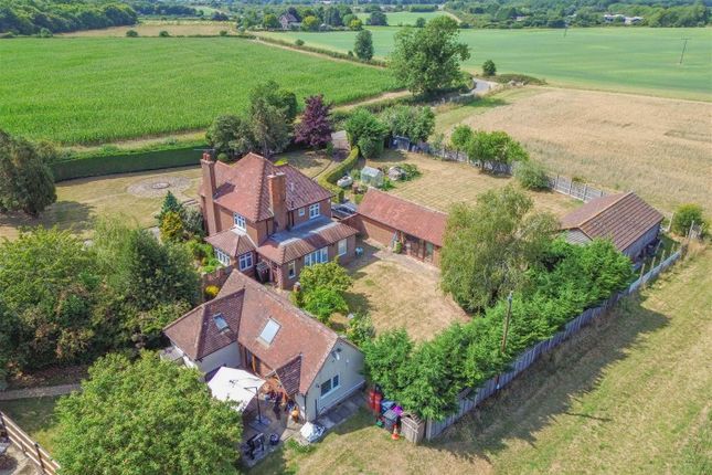 4 bed detached house