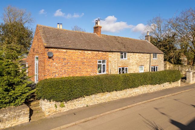 High Street, Fillingham, Gainsborough 3 bed detached house for sale