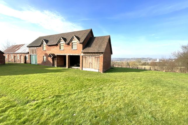 Mucklow Hill, Halesowen B62 3 bed barn conversion for sale