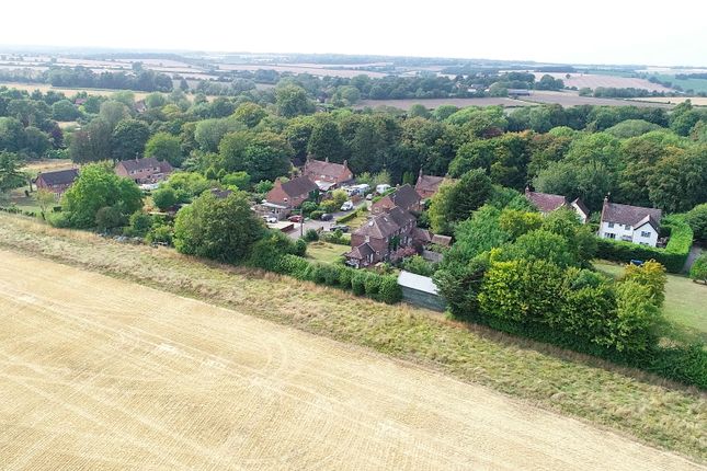 Hill View, Newmarket CB8 5 bed end of terrace house for sale