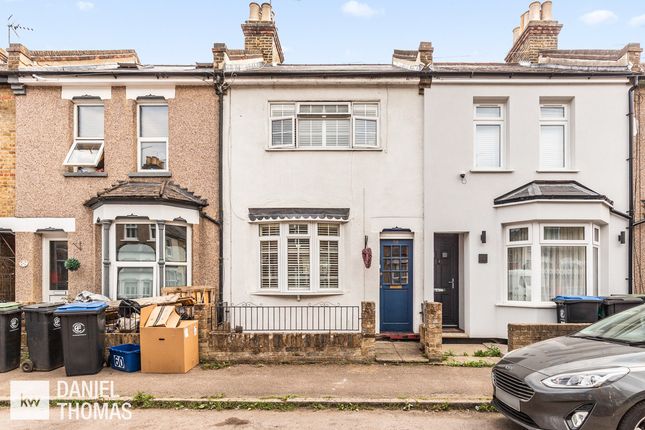 Eastbrook Road, Waltham Abbey, EN9 3 bed terraced house for sale