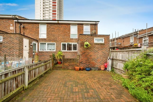 4 bedroom end of terrace house for sale