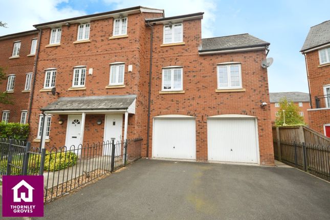 Irwell Place, Manchester M26 3 bed end of terrace house for sale