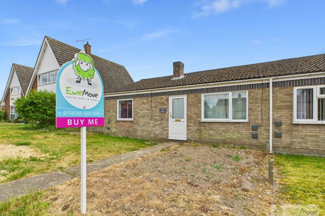 3 bedroom semi-detached bungalow for sale