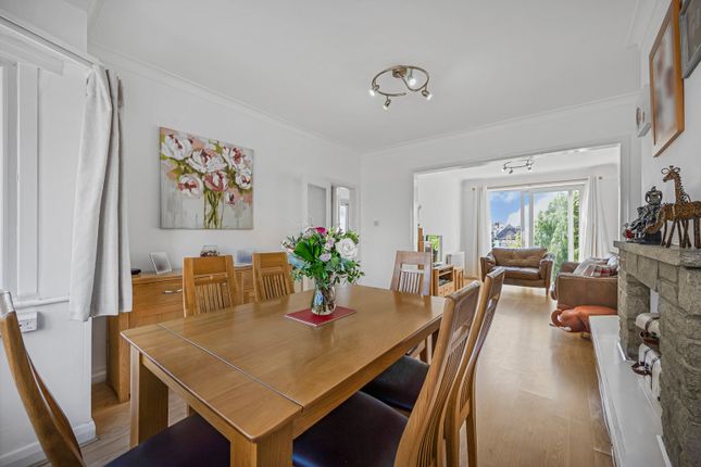 Warwick Avenue, Edgware, London, HA8 3 bed semi