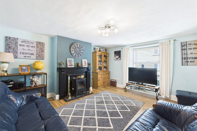 High Street, North Tawton, Devon 2 bed terraced house for sale