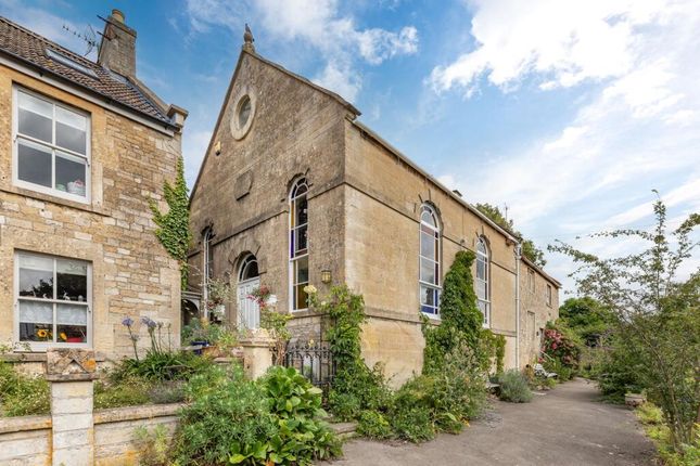 3 bed semi-detached house