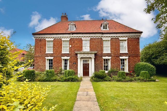 9 bedroom detached house for sale