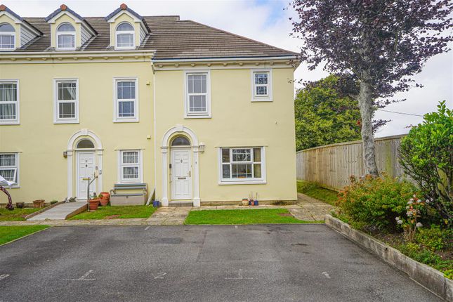 Bay View Road, Northam, Bideford 2 bed semi