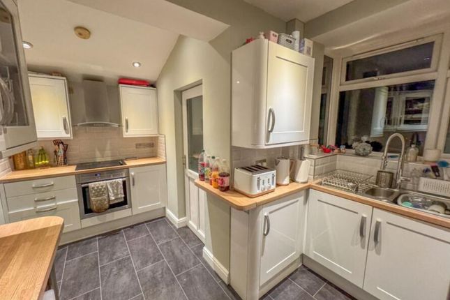 3 bed semi-detached house