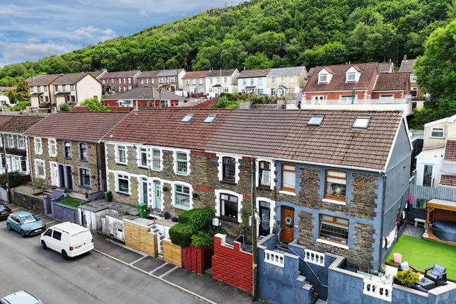 Graig Avenue, Pontypridd CF37 4 bed terraced house for sale