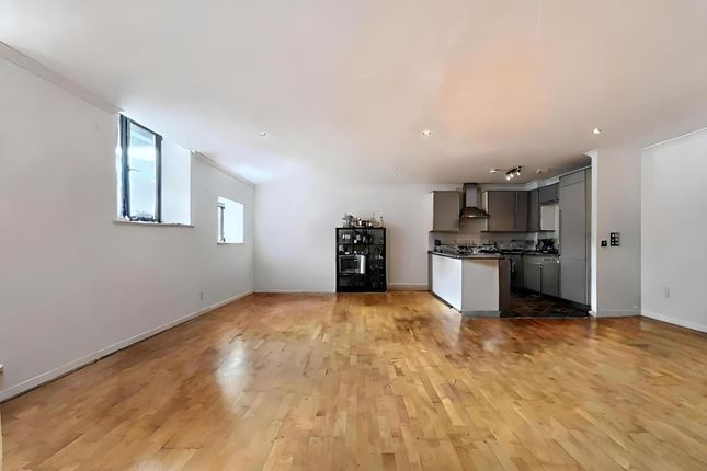 Caroline Street, Cardiff, CF10 3 bed apartment for sale