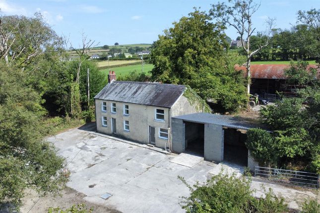 Dolgran, Pencader 2 bed property with land for sale