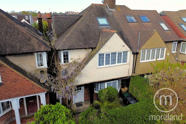 5 bedroom semi-detached house for sale