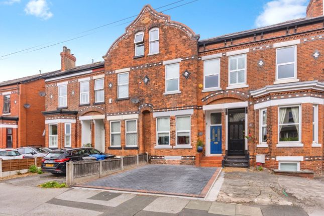5 bedroom terraced house for sale