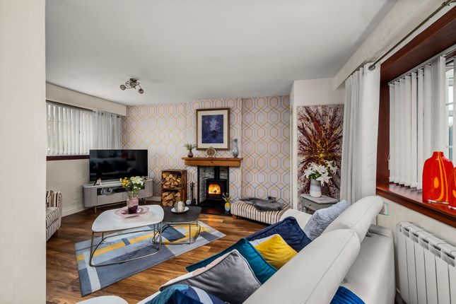 3 bedroom cottage for sale