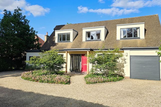 Donnington Square, Newbury RG14 3 bed detached house for sale