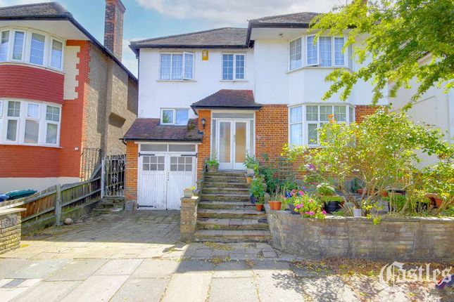 North Crescent, London, N3 4 bed detached house for sale