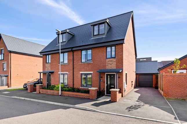 Kunwar Avenue, Folkestone, CT20 4 bed semi