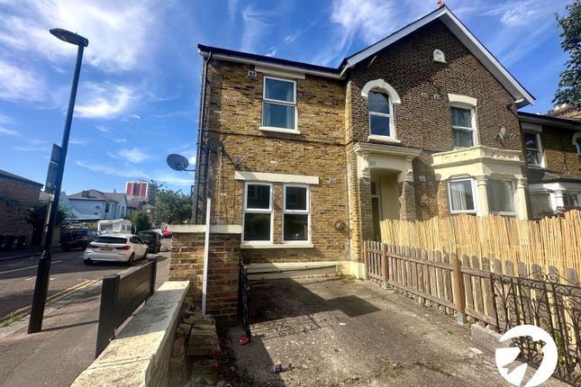 George Lane, London, SE13 1 bed flat for sale