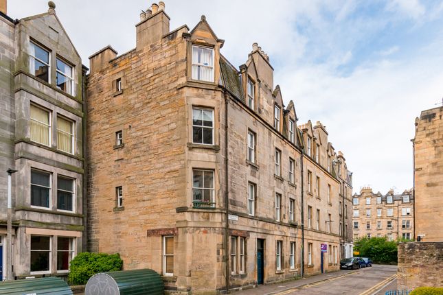 24/6 Roseneath Terrace, Edinburgh... 2 bed flat for sale