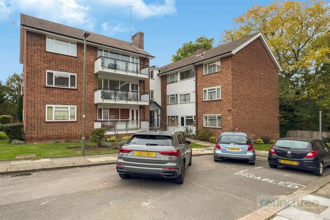 Freeland Park, Holders Hill Road NW4 2 bed flat for sale