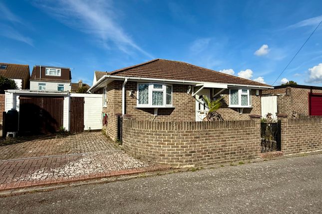 1 bedroom detached bungalow for sale