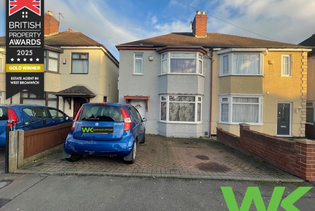Lynton Avenue, West Bromwich, B71 3 bed semi