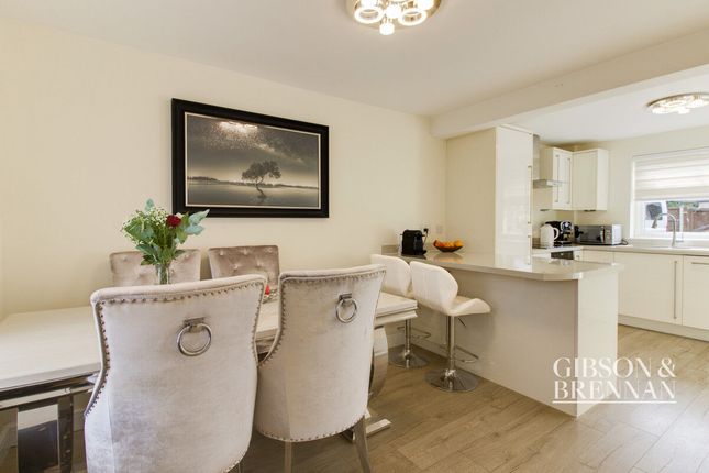 3 bed semi-detached house