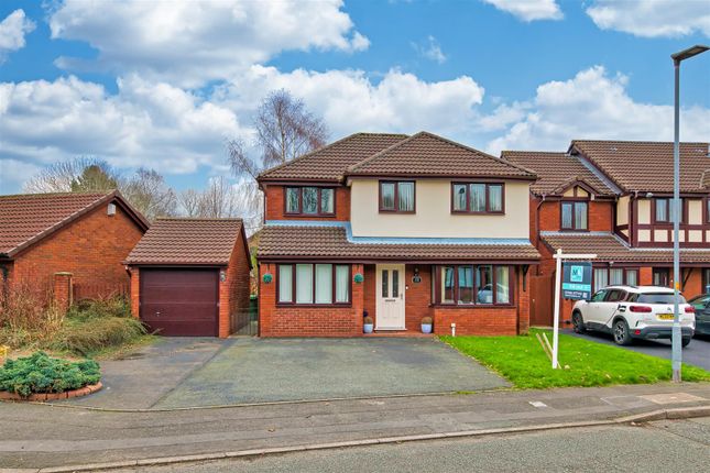 North Park Brook Road, Callands 4 bed detached house for sale