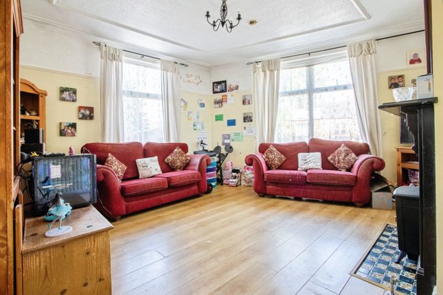 3 bed terraced house